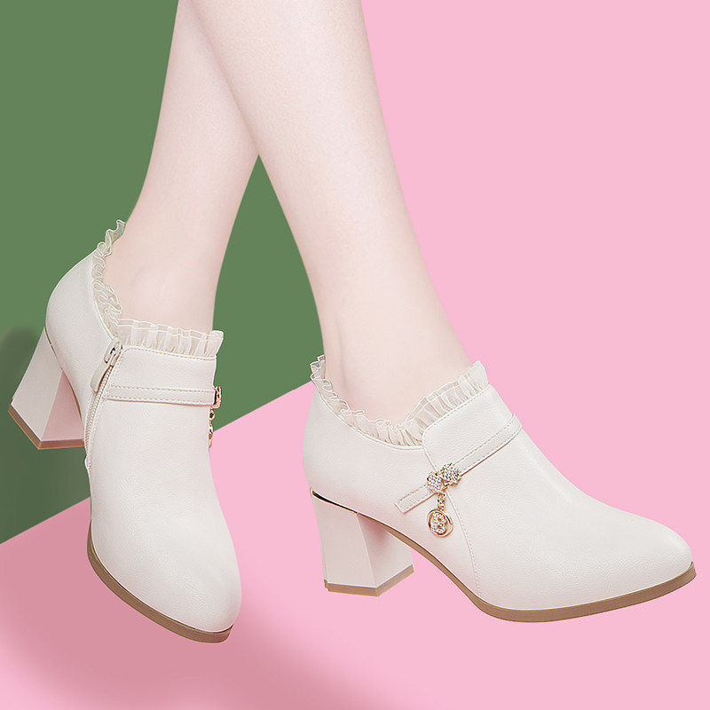 2026新款真皮女鞋春秋季鞋子女士小皮鞋中粗跟高跟百搭米白单鞋女