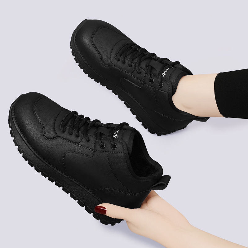黑色休闲鞋子女款2025新
