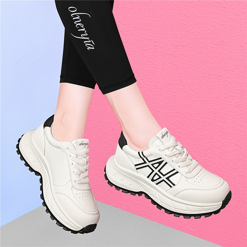 秋季皮面时尚休闲鞋女202