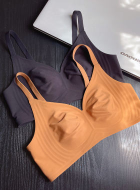 日本无痕兔耳朵超薄大胸显小3d果冻条内衣软支撑防下垂收副乳文胸