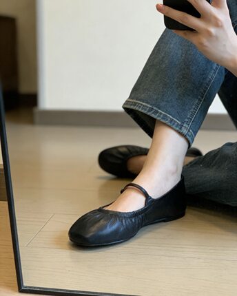 尾特惠 春季新黑色玛丽珍单鞋 里外全牛皮 秀气百搭 平底单鞋 i