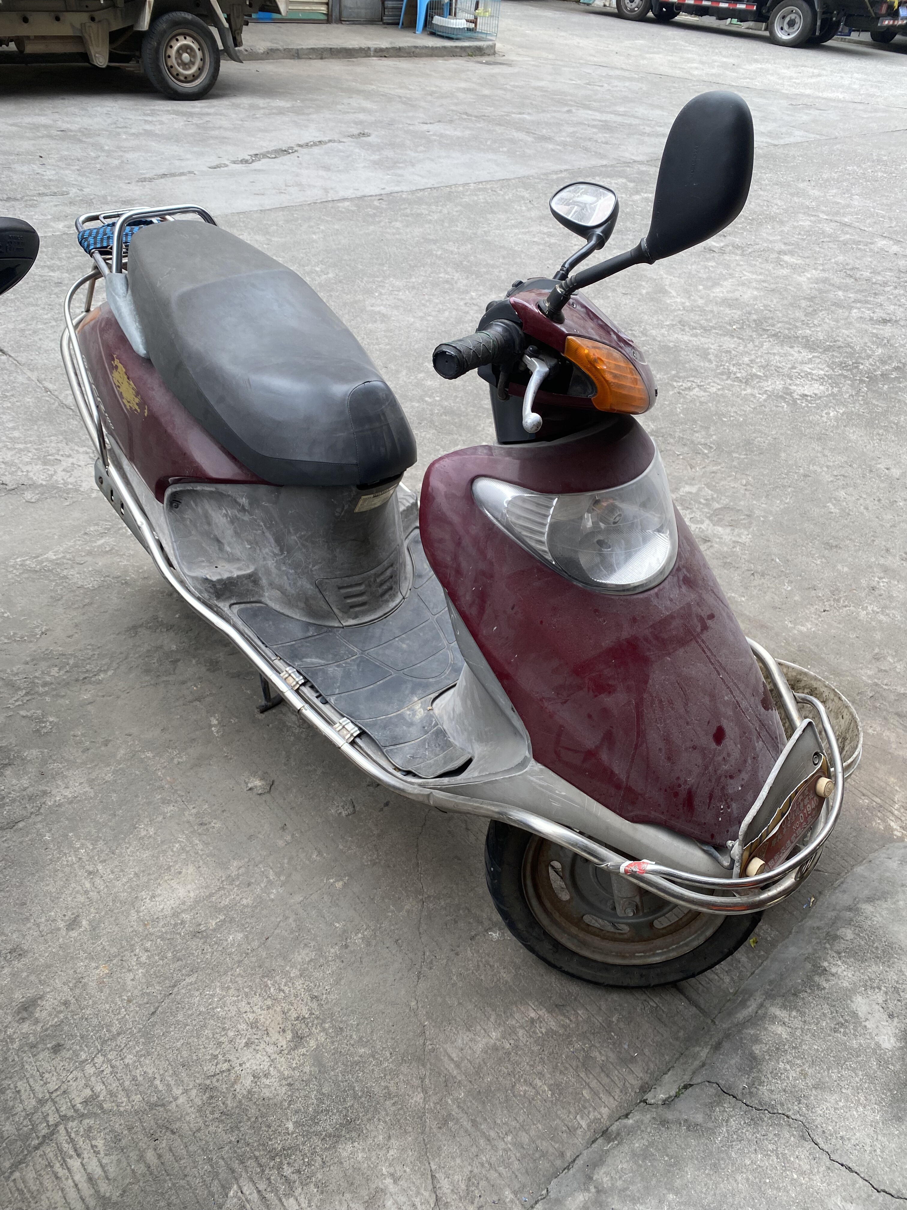 二手摩托车踏板车五羊本田小公主喜悦WH100T拆车配件仪表大灯轮毂