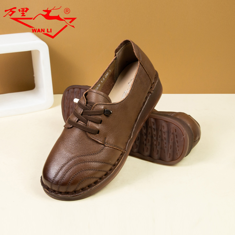 万里休闲单鞋舒适软底复古真皮