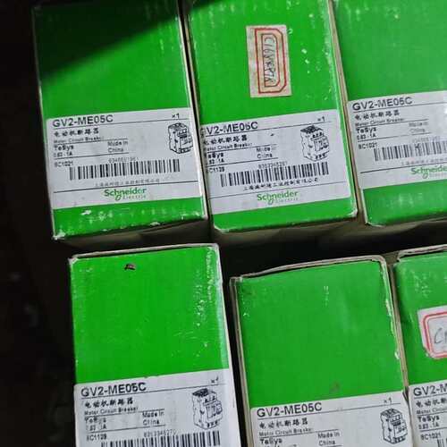 议价全正品施耐德GV2-ME05C电动机断路器