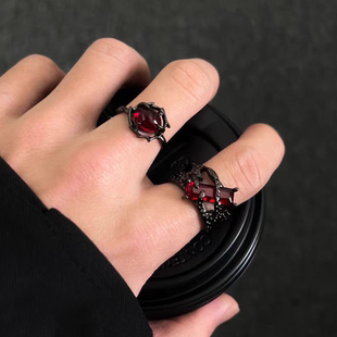 暗黑红宝石开口戒指女ins冷淡风潮酷小众设计感个性 镂空金属指环