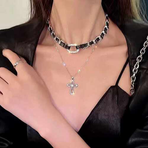 小众设计十字架双层叠戴项链高级感甜酷辣妹风choker颈链暗黑项圈
