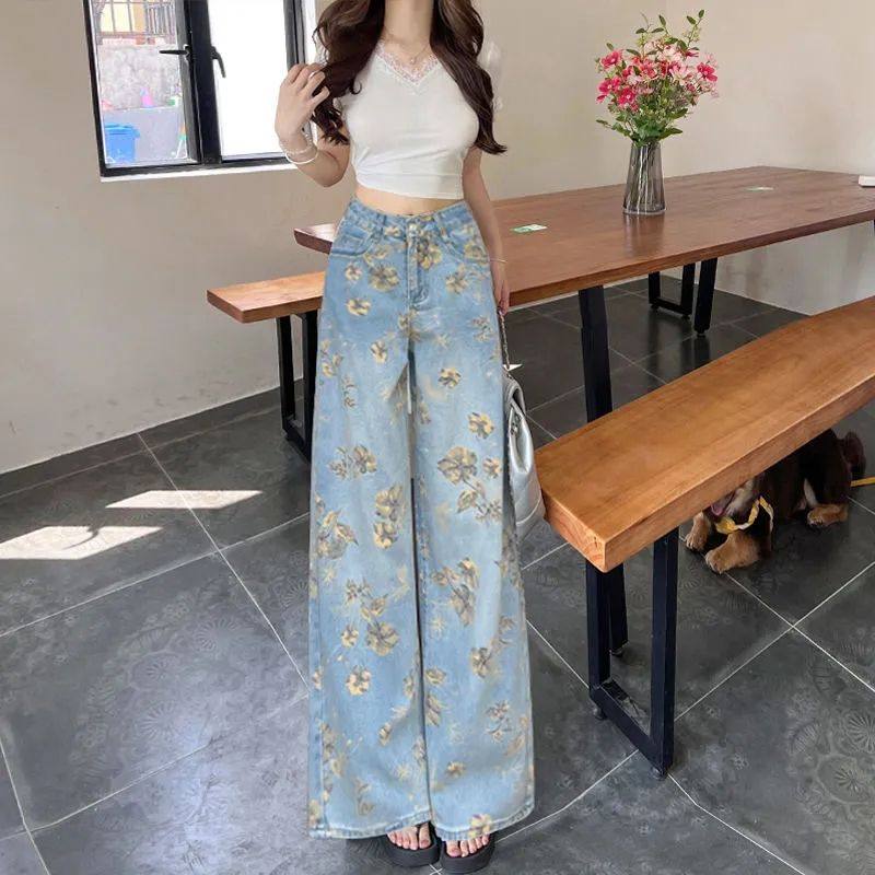 浅蓝色印花直筒牛仔裤女春秋季2026新款高腰版型超好看的阔腿裤子