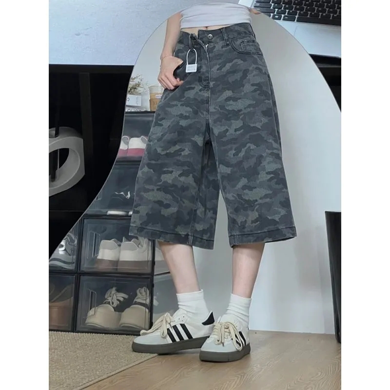 迷彩灰牛仔短裤女夏天薄款2025新款高腰显瘦宽松直筒阔腿七分裤子