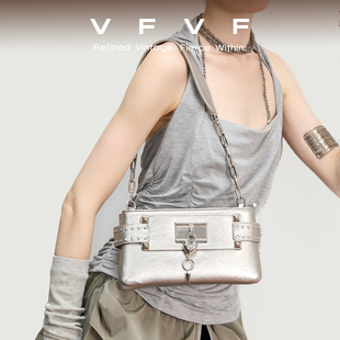 VFVF银色信封包单肩法棍腋下包斜挎小方包通勤手提女包包2026新款