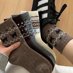 袜子费尔岛秋冬民族风费尔岛复古中筒日系ins学生潮流中长袜百搭