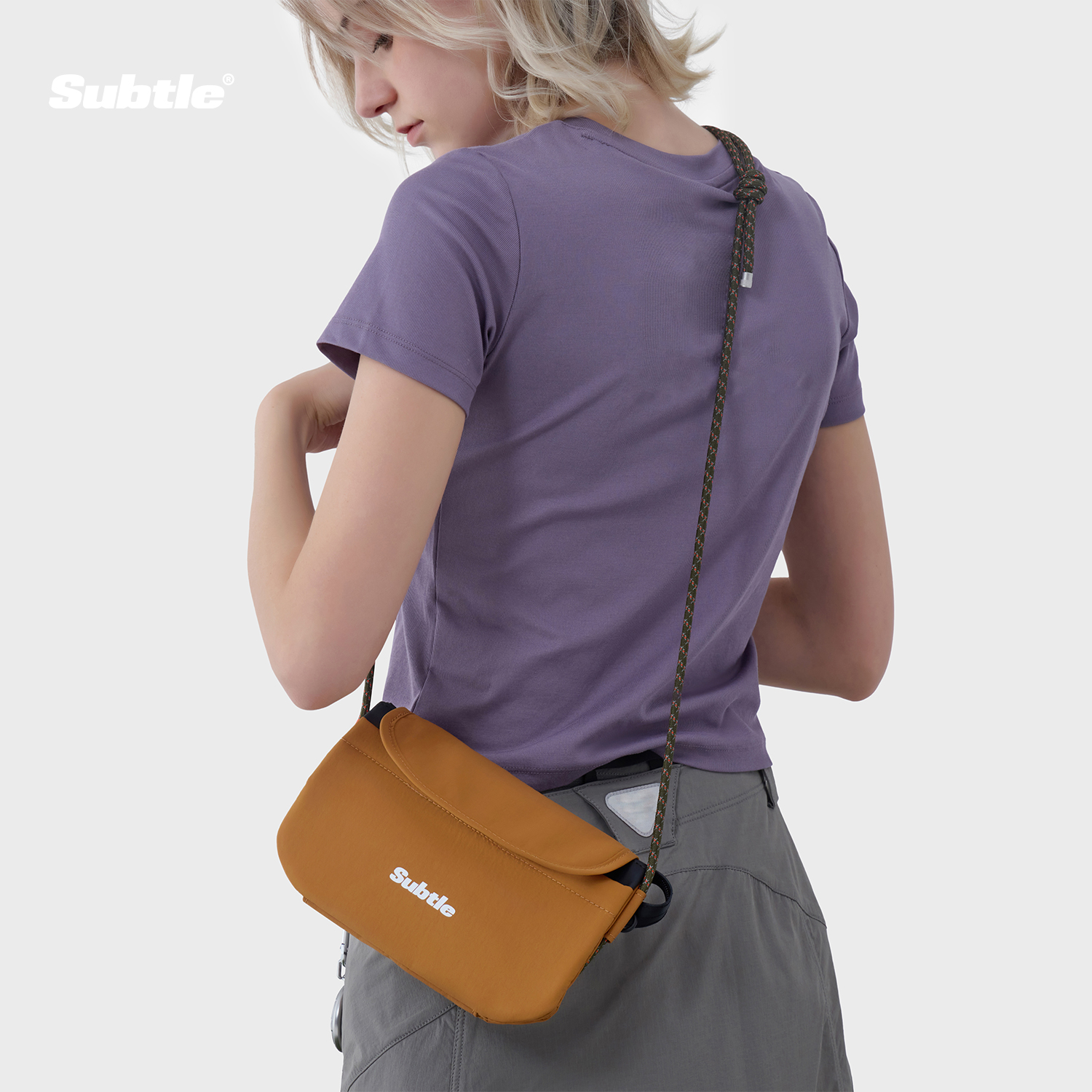 SUBTLE休闲轻便斜挎包