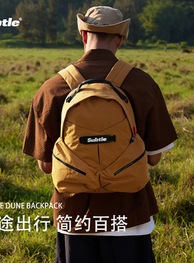 SUBTLE新款双肩包旅游轻便背包多口袋户外大容量通勤书包男女同款