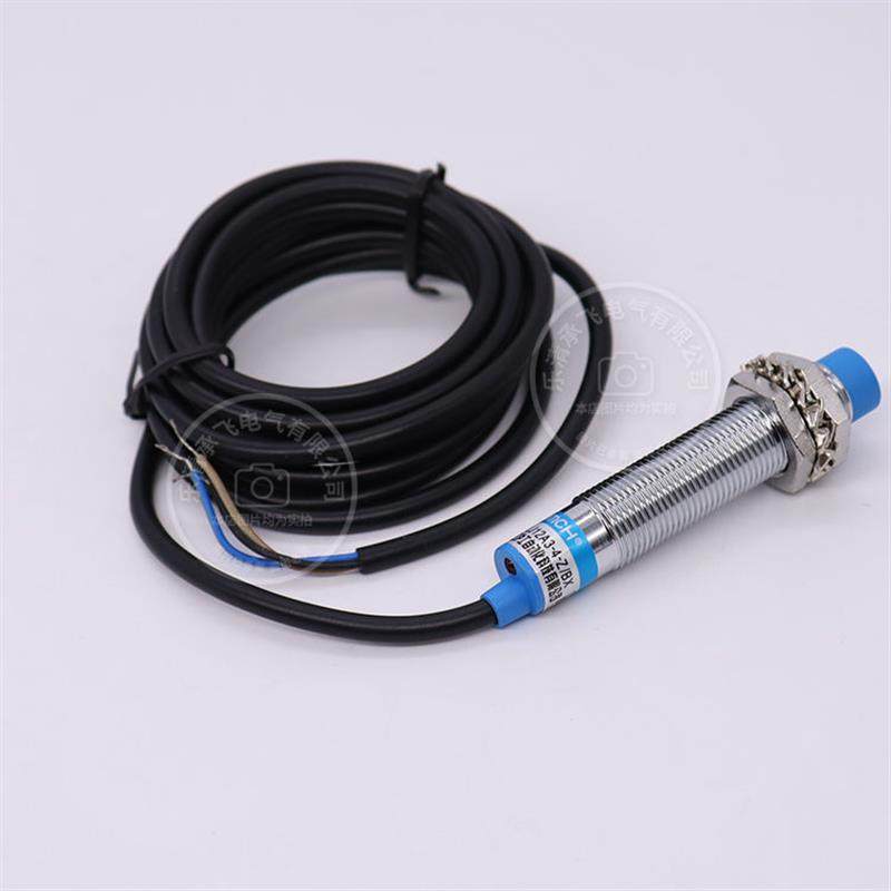 浙江沪工接近开关A级蓝头LJ12A3-4-Z/BX三线NPN常开24V传感器