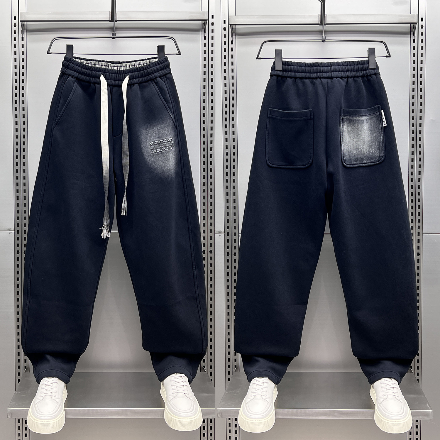 潮牌时尚字母压花休闲裤男秋冬痞帅运动直筒裤渐变宽松阔腿长裤子,男装,休闲裤,淘宝优惠券,粉丝福利购,淘宝优惠卷