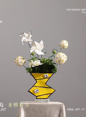 妖及可爱花艺风车样板间陶瓷