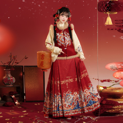 汉唐华韵明制刺绣马面裙套装