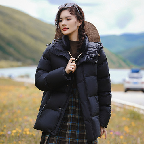 小个子短款羽绒服女包臀包臀