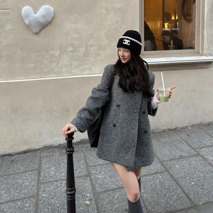 chic 韩系冬季温柔法式时尚后腰带设计感双排扣宽松毛呢外套大衣