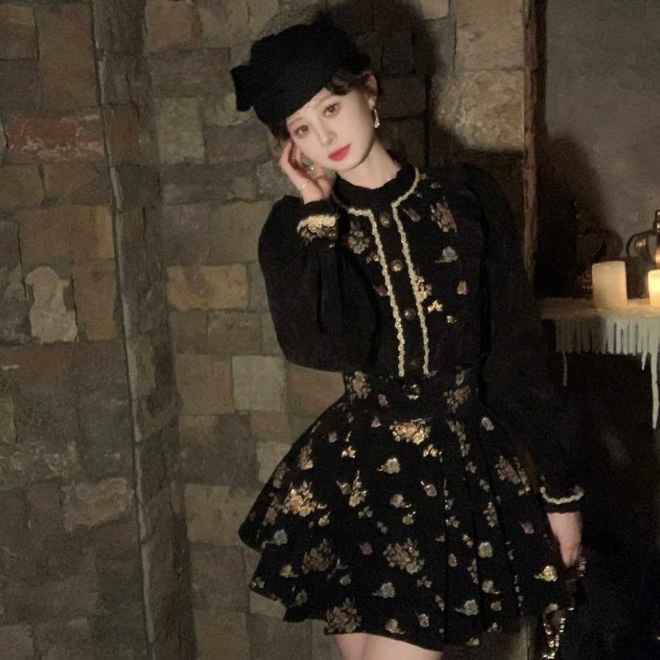 一生罗曼鎏金玫瑰法式复古设计感小众新款女上衣长袖衬衫+长短裙