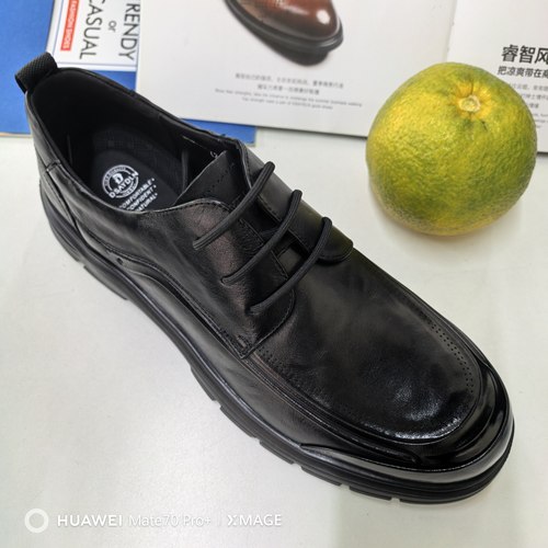 德赛帝伦正品男士新款真皮商务鞋英伦风全皮软底男4546特大码通勤