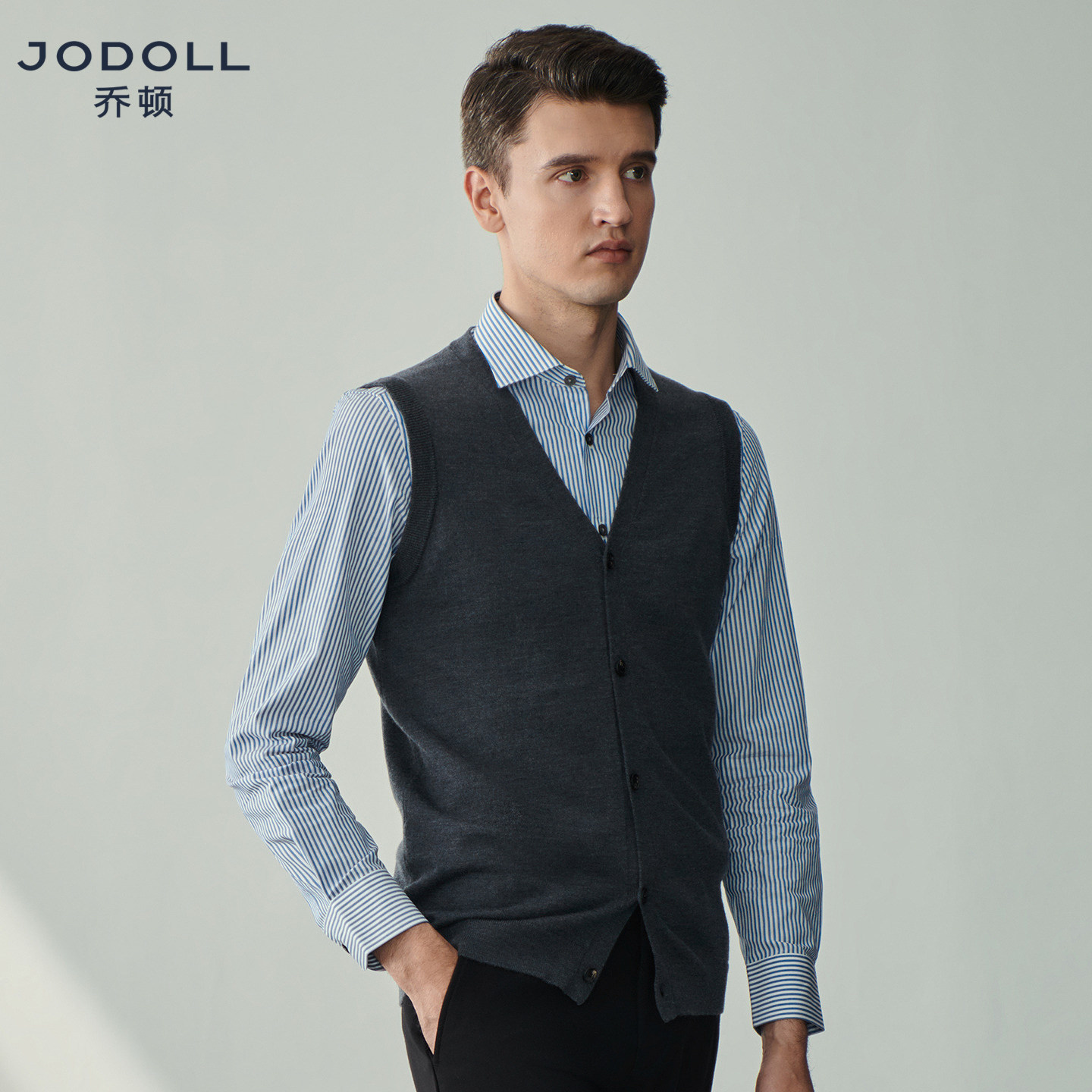 JODOLL乔顿男经典灰色柔软绵羊毛马甲商务休闲v领舒适无袖羊毛