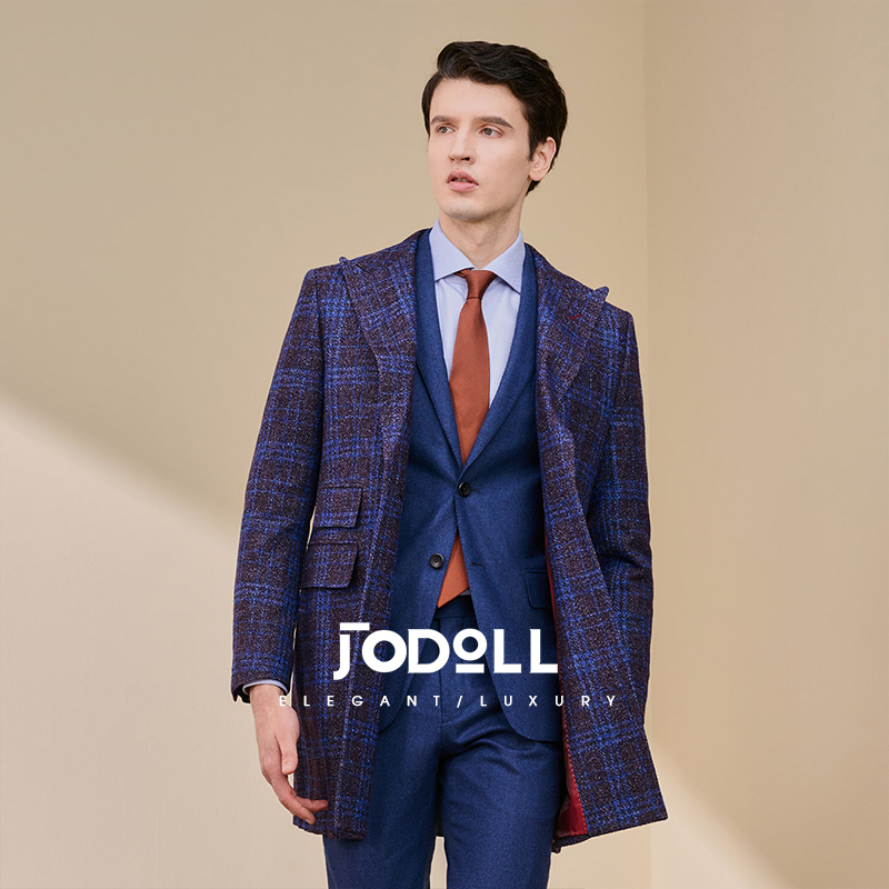JODOLL中长款冬季格纹大衣桑蚕丝