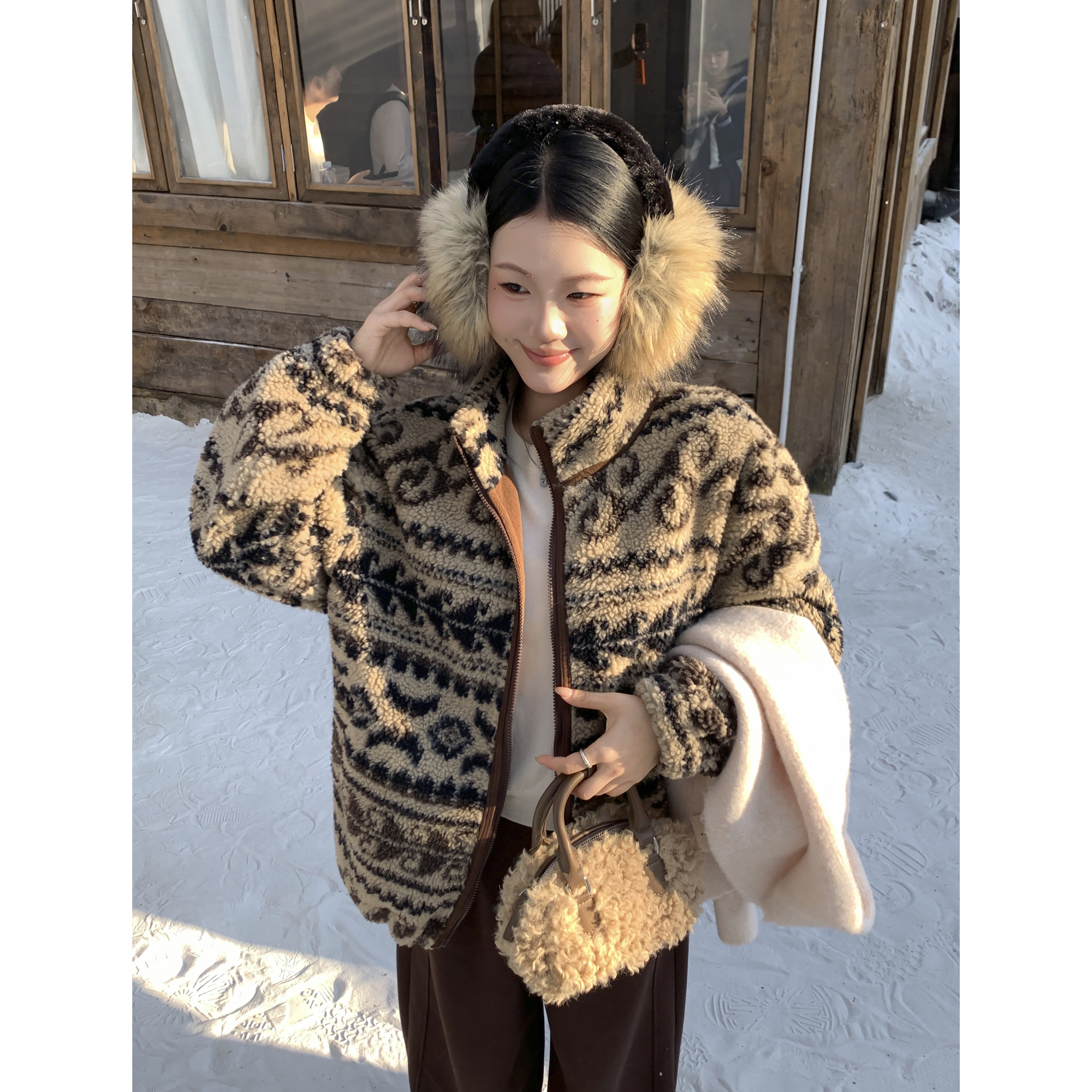 张小醒DRESS STUDIO拉链立领提花毛绒外套女冬季宽松加厚保暖上衣,女装/女士精品,短外套,淘宝优惠券,粉丝福利购,淘宝优惠卷