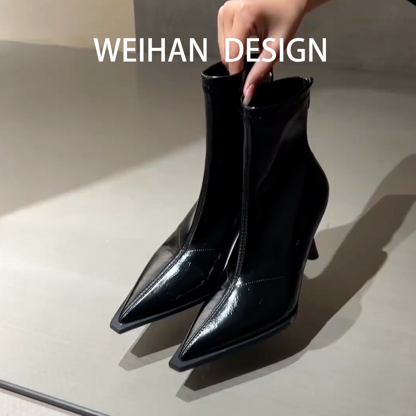 羊皮版！黑色尖头高跟短