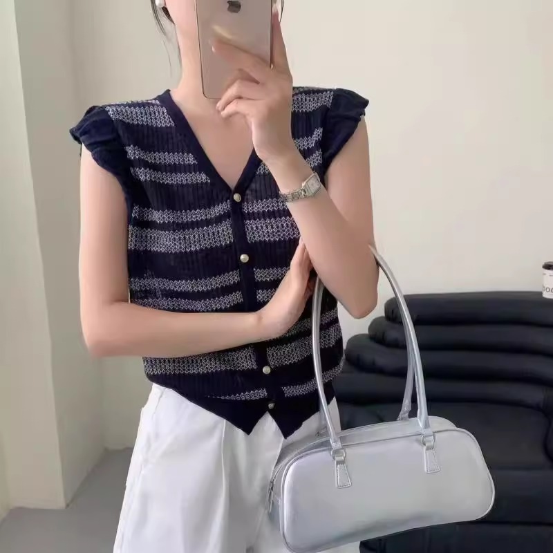 25夏季韩范高级感时尚气质条纹V领单排扣无袖针织开衫女背心上衣