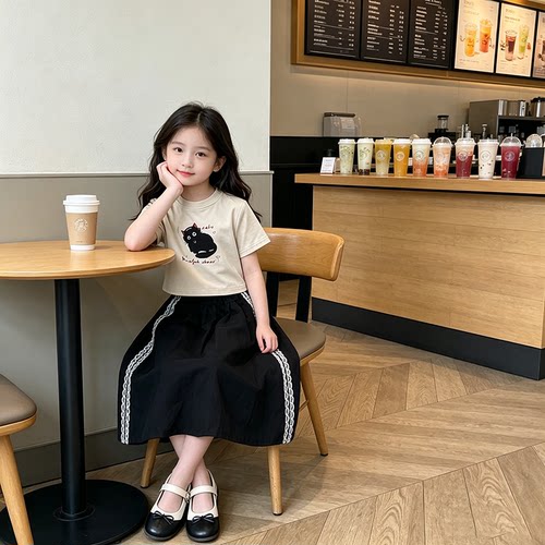 中大童洋气可爱印花短袖套装女童夏季新款休闲裙子薄款时尚两件套