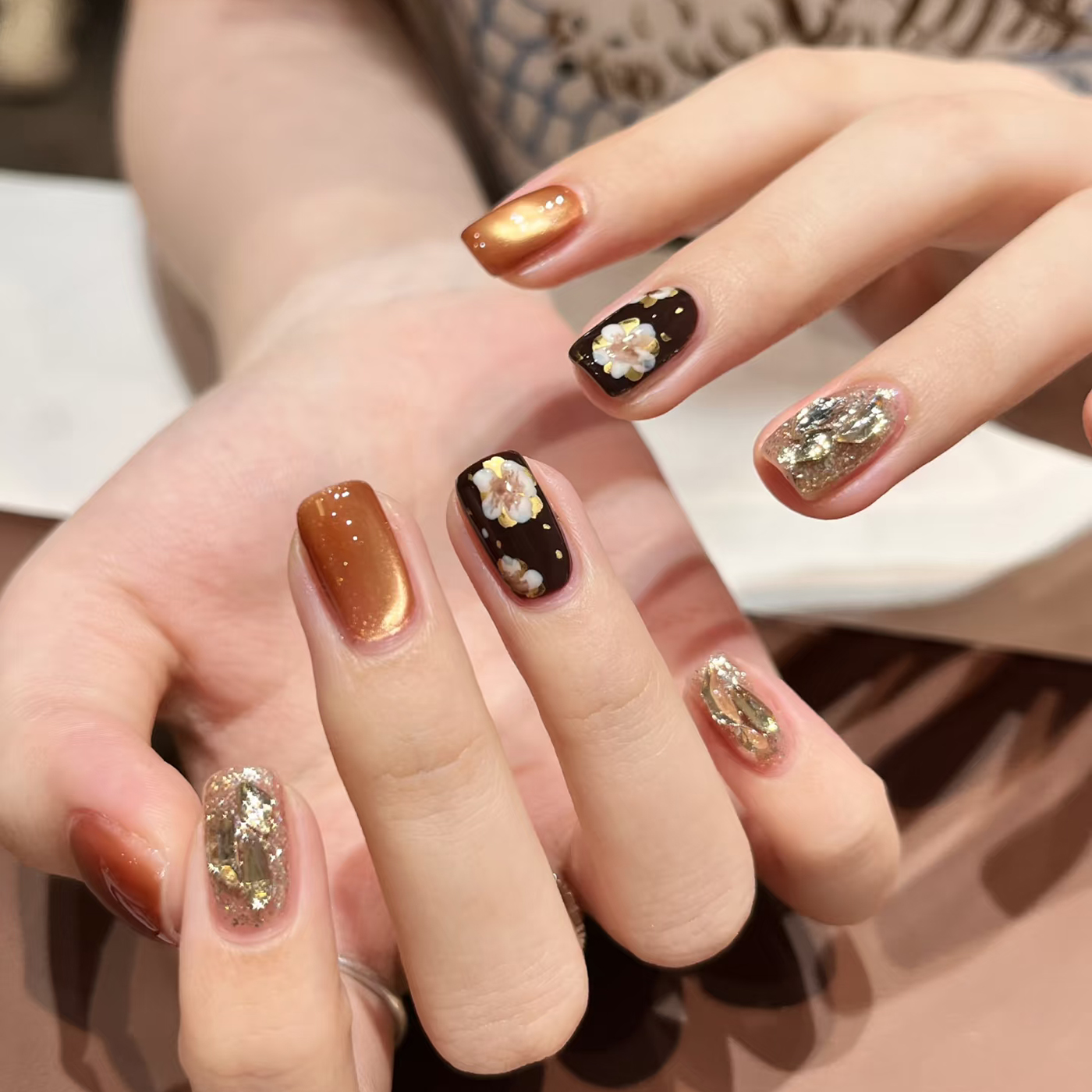 纯手工穿戴甲复古手绘花花美甲