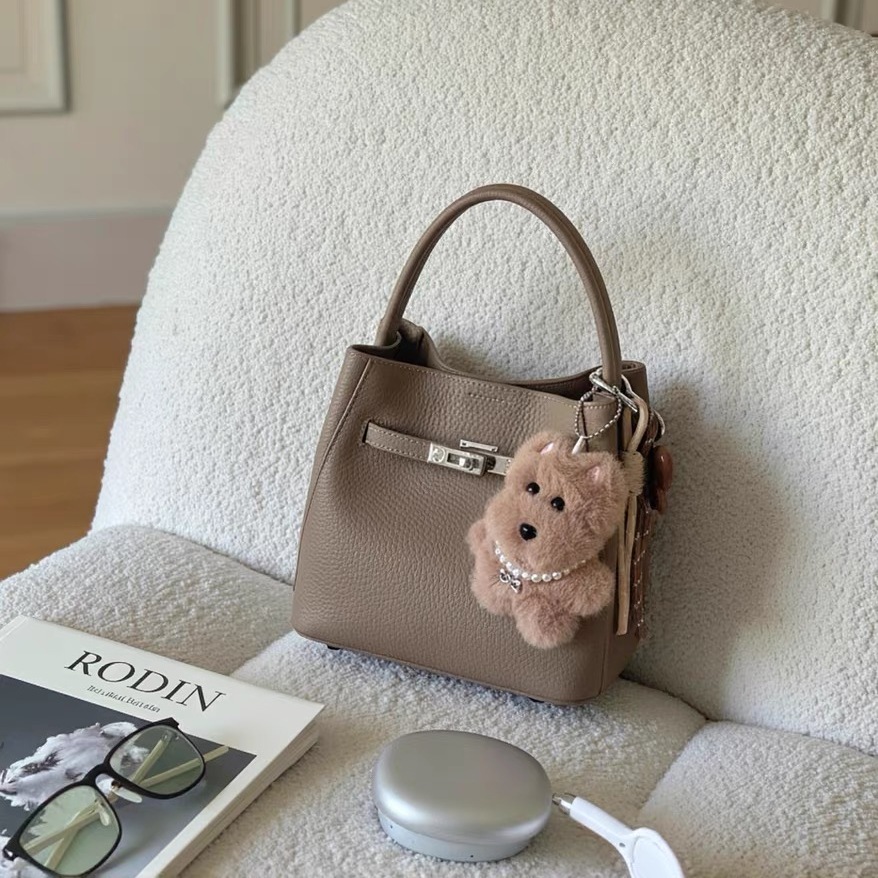 高级感荔枝纹手提菜篮子水桶包女2025新款时尚百搭通勤单肩斜挎包