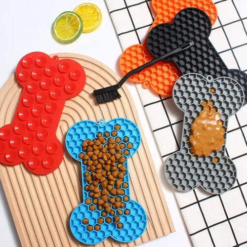 Dog Lick Mat Bone-shaped Silicon Licking Mat With Suction Do