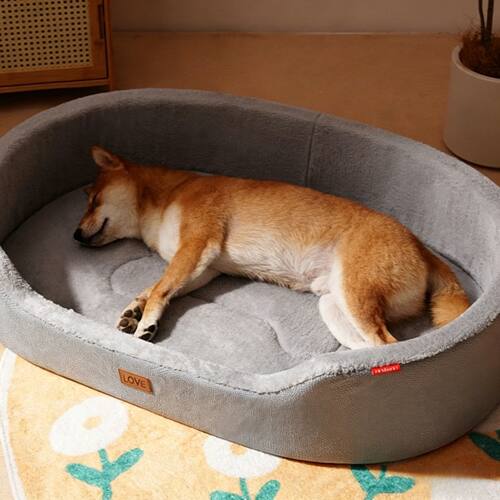 Medium Dog House Four Seasons Lychee Leather Pet Bed with De