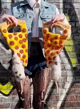 老鼠挂披萨包包小红书同款