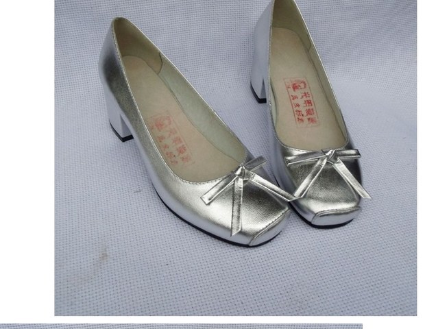 金银色贴膜羊皮性感方头鞋