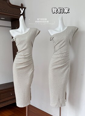 玖月伍 很灵很美嘟～糯叽叽 氧气感显瘦斜肩条纹洋装儿