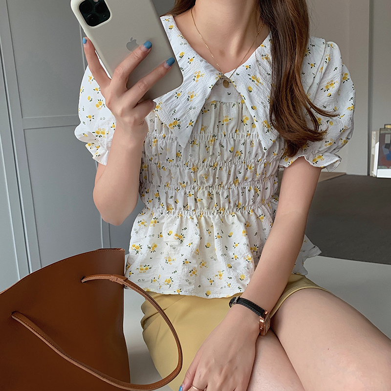 Real shot real price control summer new Korean slim doll collar waist top floral short sleeve shirt girl