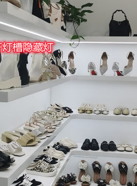 商场上墙烤漆板男女展示柜鞋架