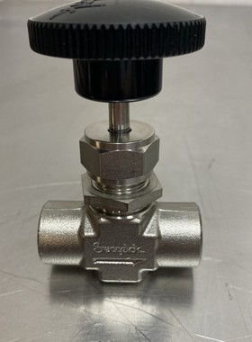 世伟洛克不锈钢集成帽针阀,1/4 英寸 FNPT,SS-1RF4