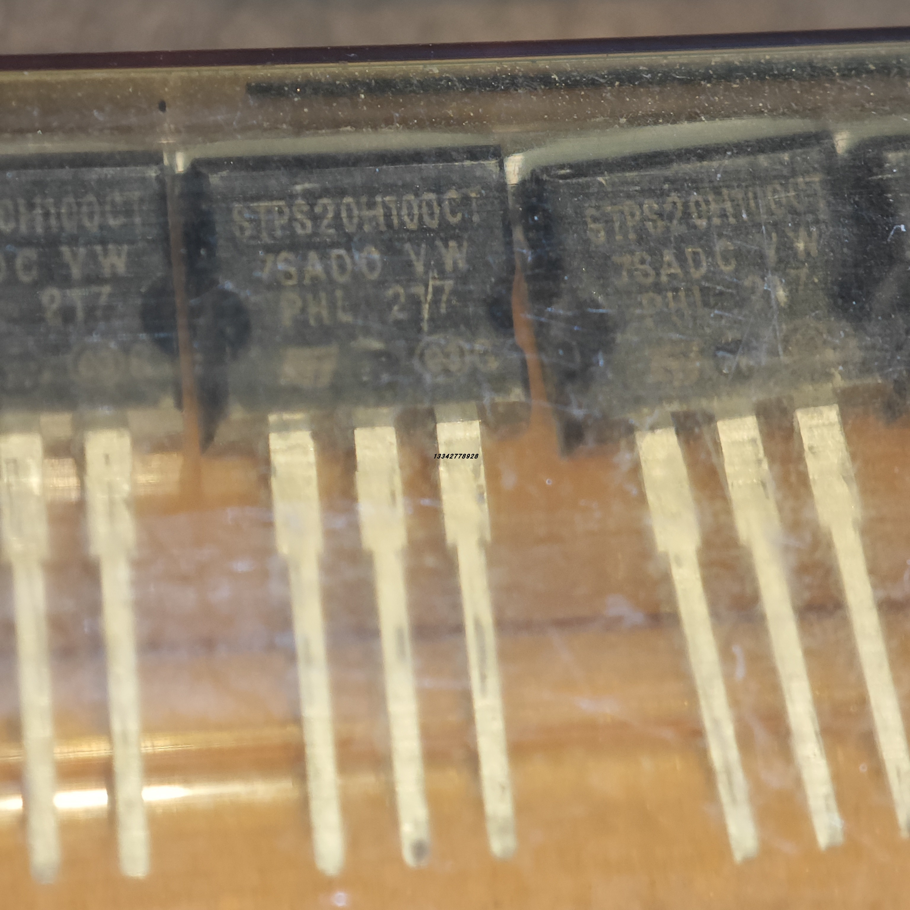 原装现货STPS20H100CT  TO-220  实物拍摄