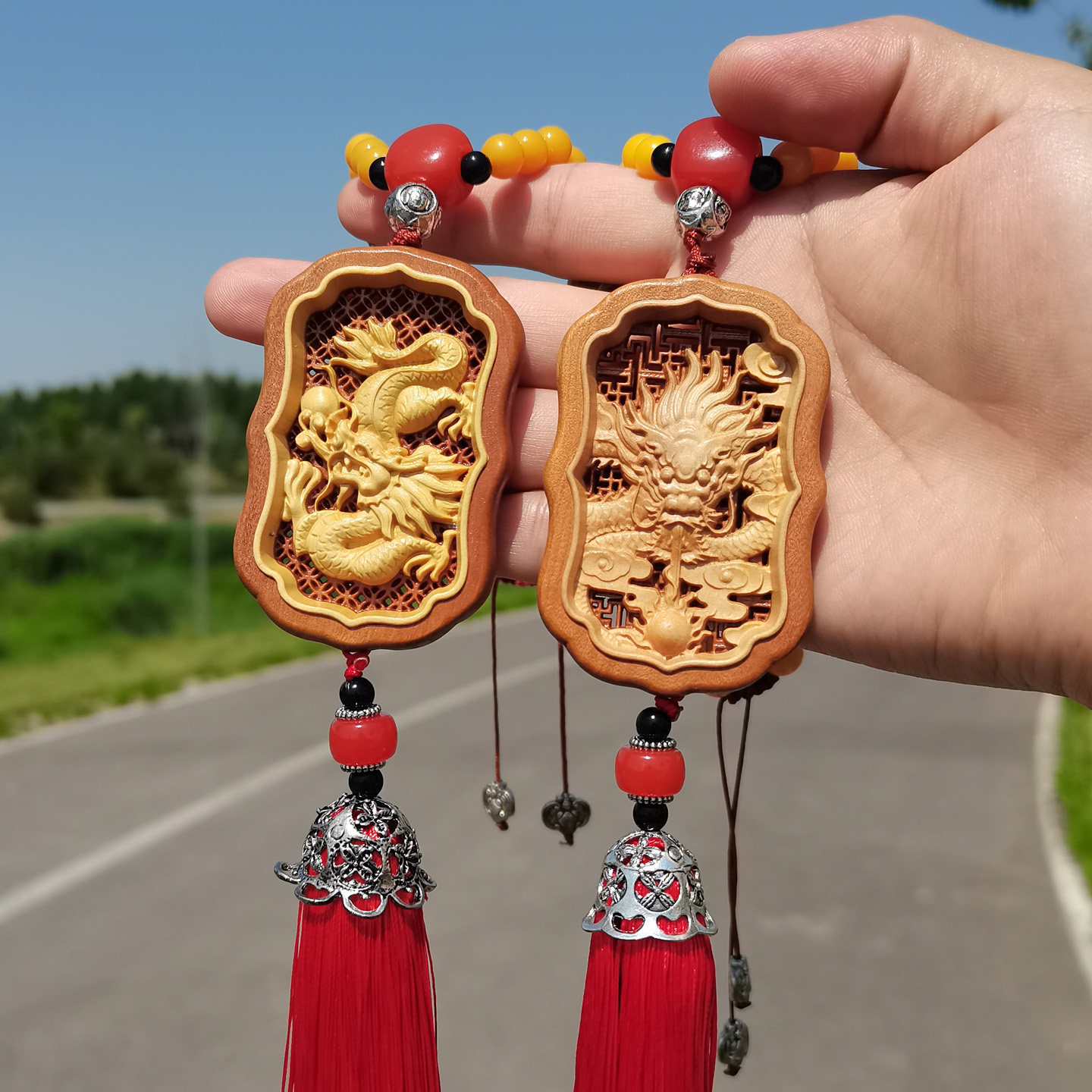 中国龙车内挂件高档黄杨木雕龙吐珠汽车吊坠龙戏珠车载吊饰装饰品