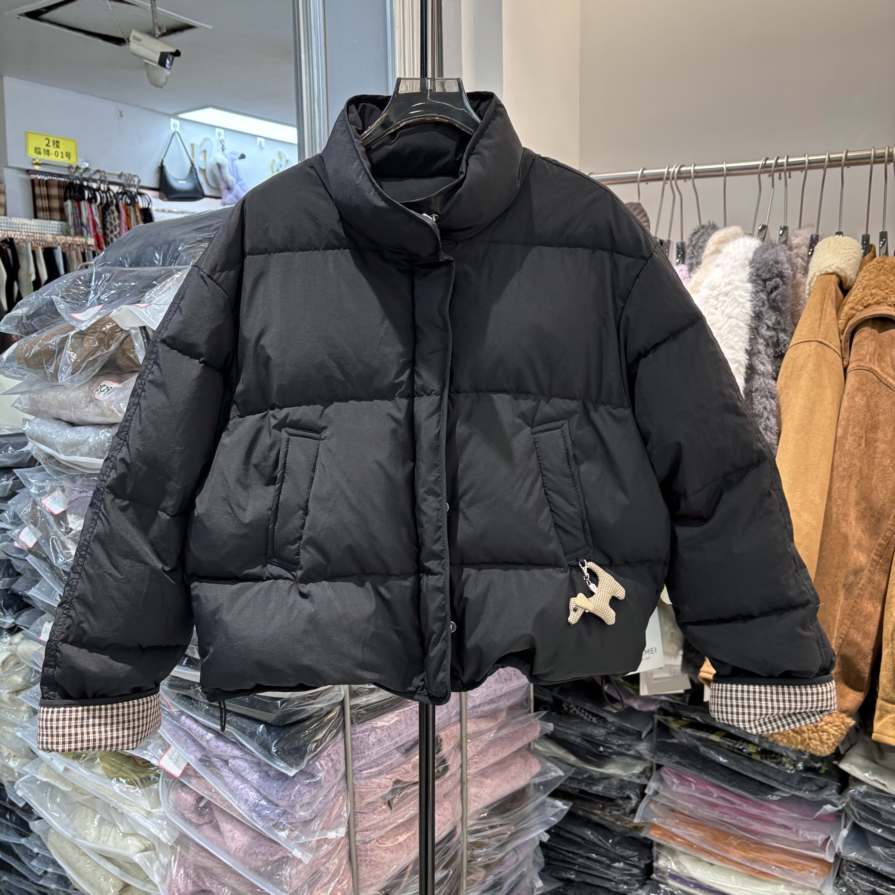 欧韩立领保暖羽绒服外套女冬宽松显瘦小个子拼格子白鸭绒夹克上衣