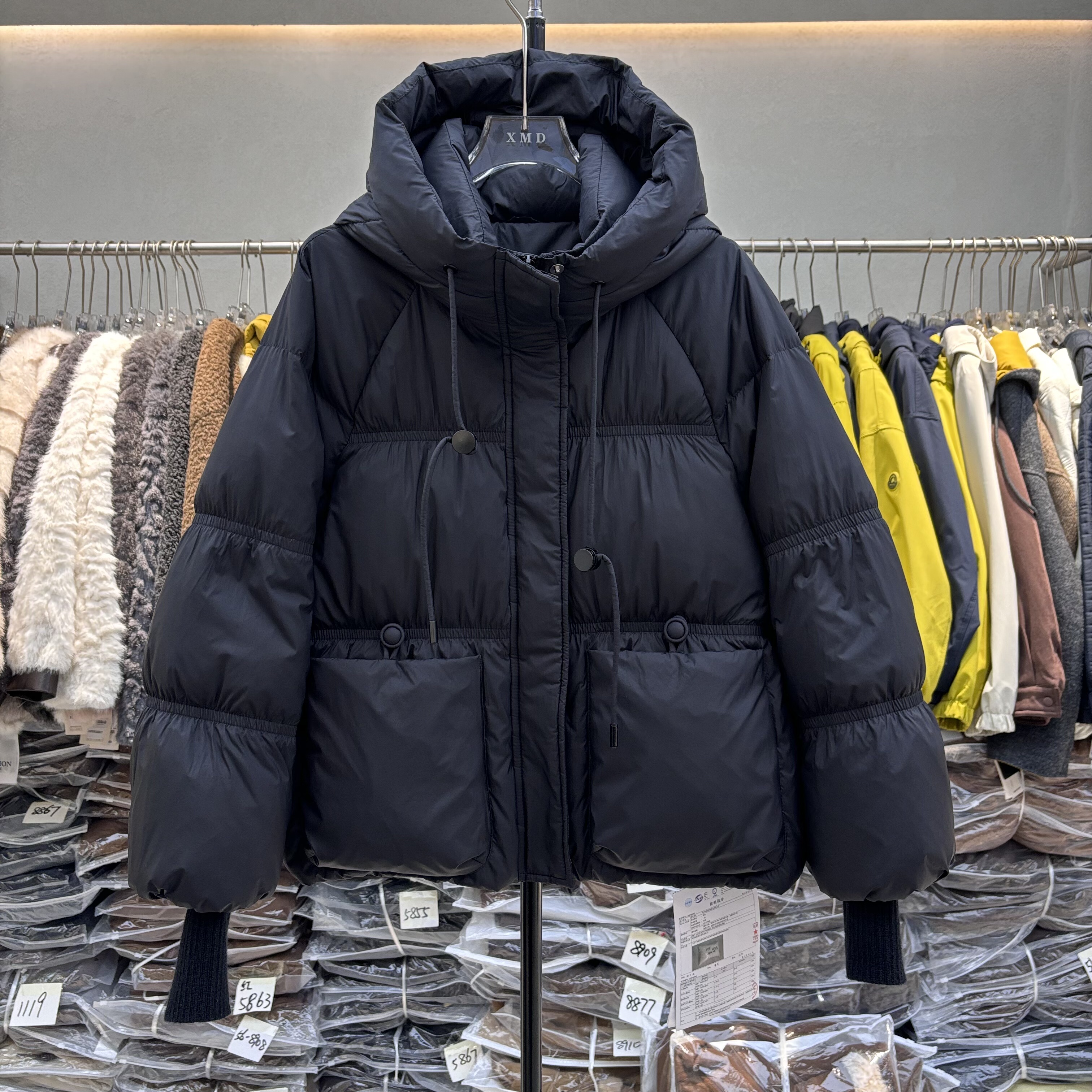 洋气连帽针织拼接长袖羽绒服女2025冬季新款百搭保暖白鸭绒外套