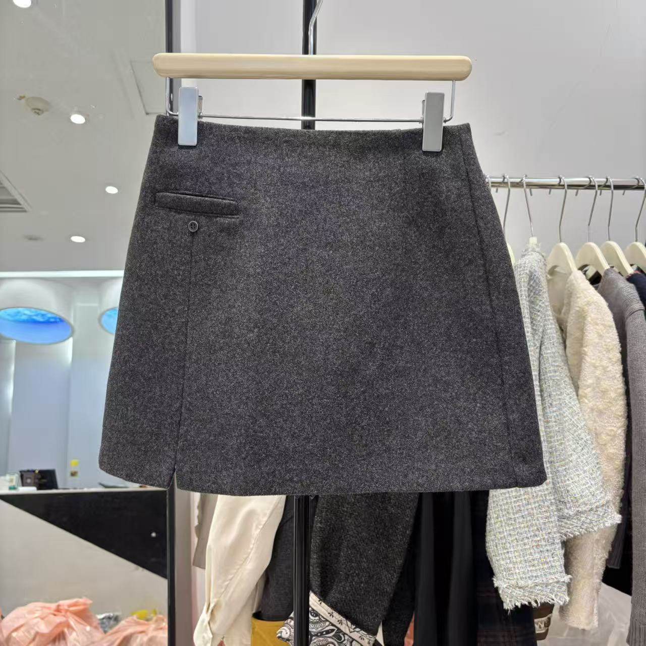 欧货2025冬季百搭高腰显瘦A字裙女防走光短款半身裙包臀裙3600,女装/女士精品,半身裙,淘宝优惠券,粉丝福利购,淘宝优惠卷