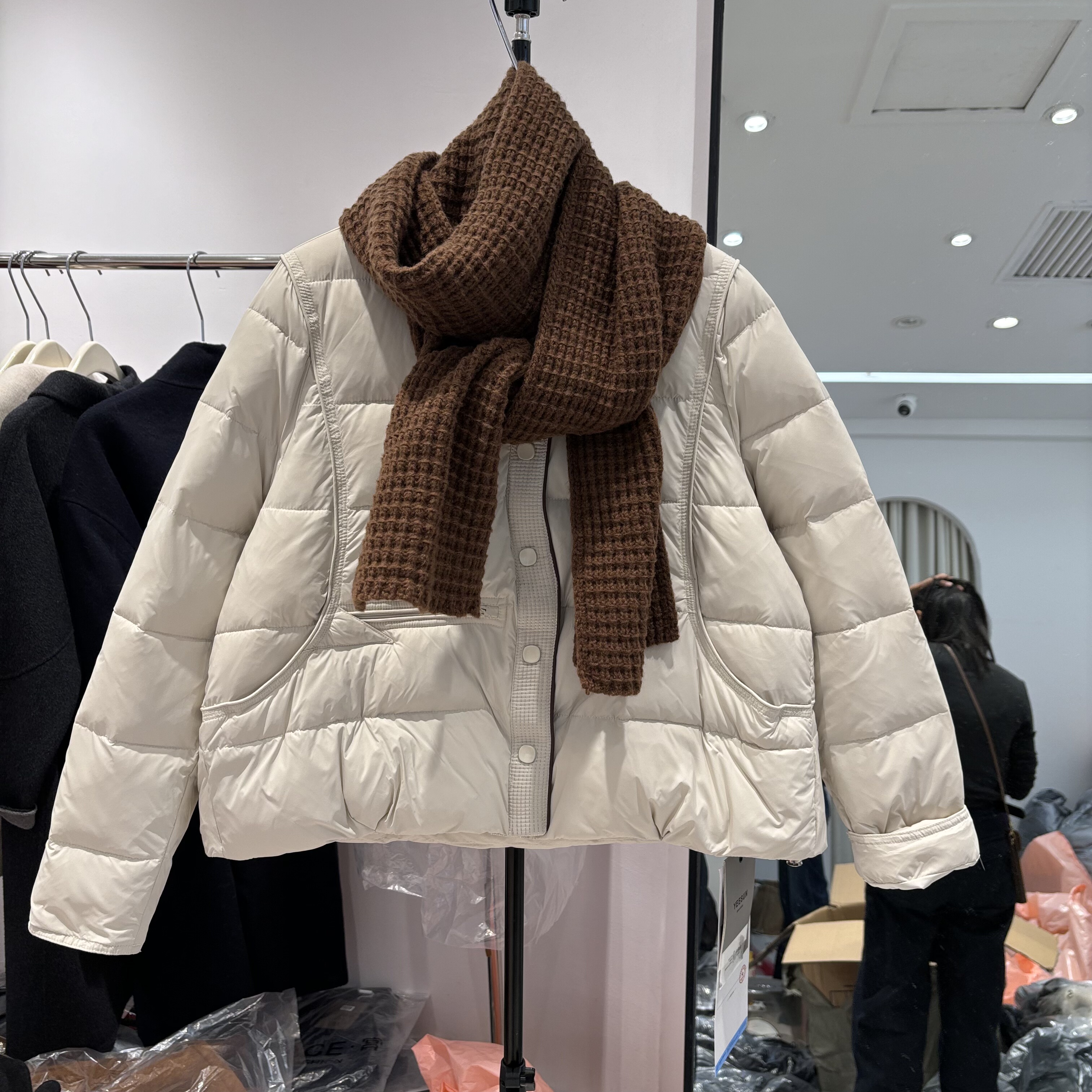 2025冬季款韩版宽松显瘦百搭圆领短款棉服女加厚保暖防寒服外套