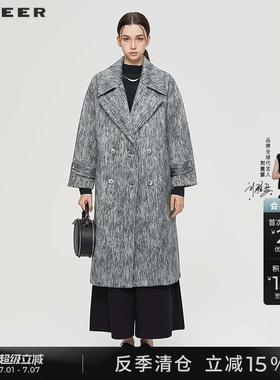 sdeer圣迪奥冬季女装西装领条纹直筒毛呢长款大衣S234Z2529