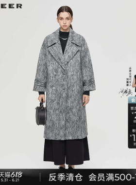 sdeer圣迪奥冬季女装西装领条纹直筒毛呢长款大衣S234Z2529
