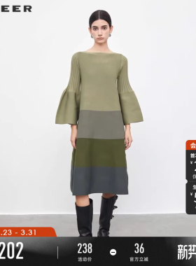 sdeer圣迪奥春秋装时尚圆领喇叭袖慵懒风针织衫长裙S233Z3501