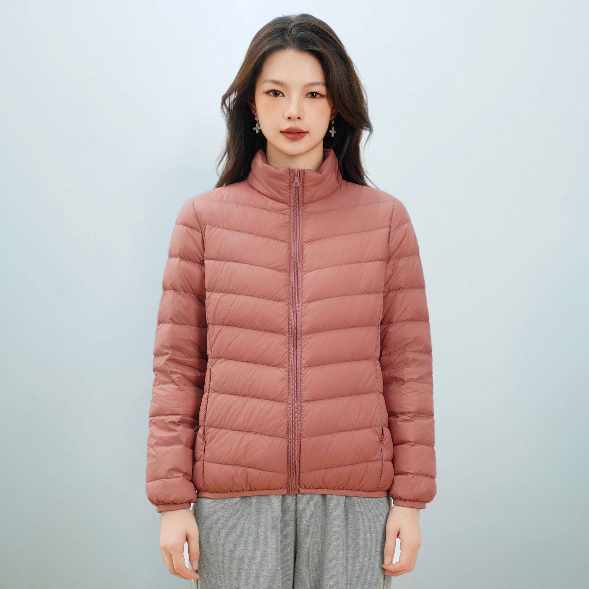 女式新国标90绒简约羽绒纯色女立领女装轻薄款羽绒服女士